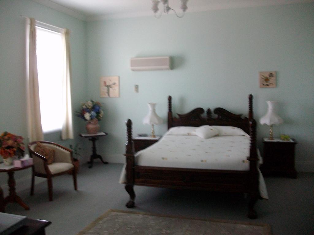 Stella's Dromana Hotel Rum bild